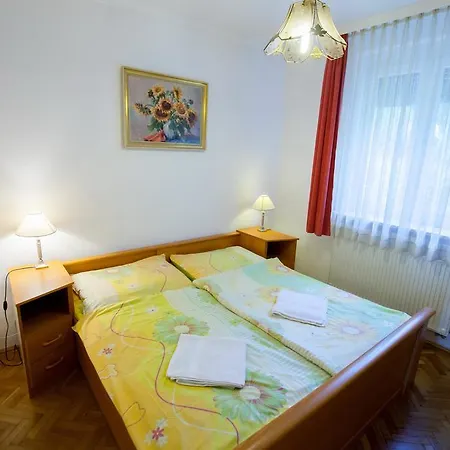 Fekete Forras Apartman Szeged